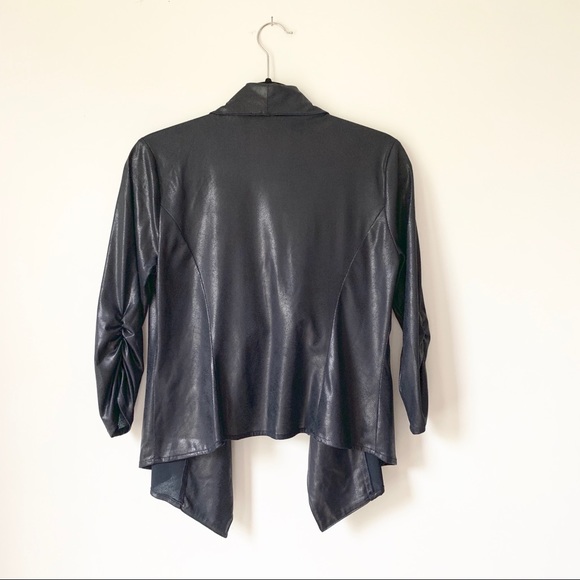 Final Touch Sleek Cropped Jacket - Picture 2 of 3